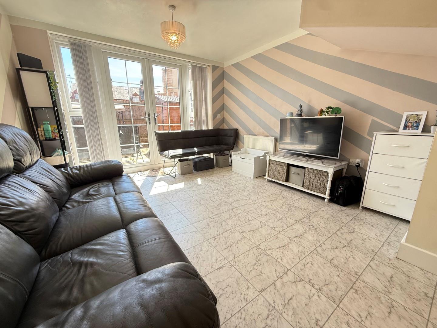 Thenford Mews, Northampton NN1 Image 2