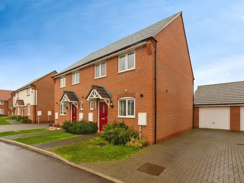 Restharrow Road, Broughton, Aylesburyphoto