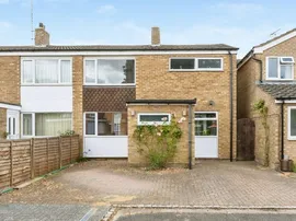 Danes Way, Leighton Buzzard photo