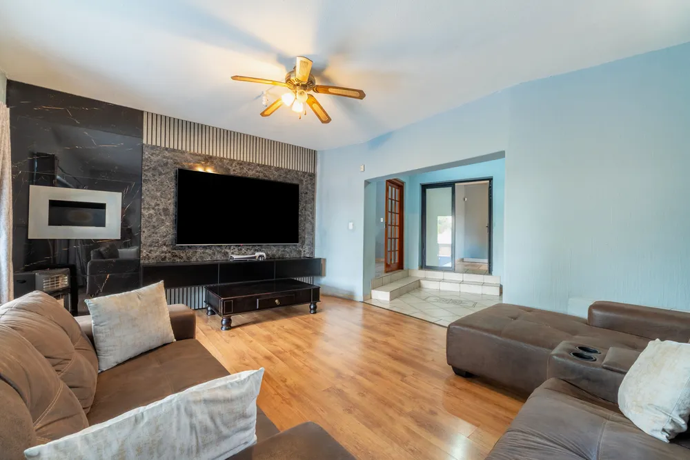 South Africa, Gauteng, Kelly Ridge, Xanada Avenue, 14