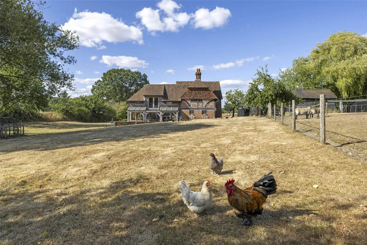 Carpenters Farmhouse, Sherfield On Loddon, RG27