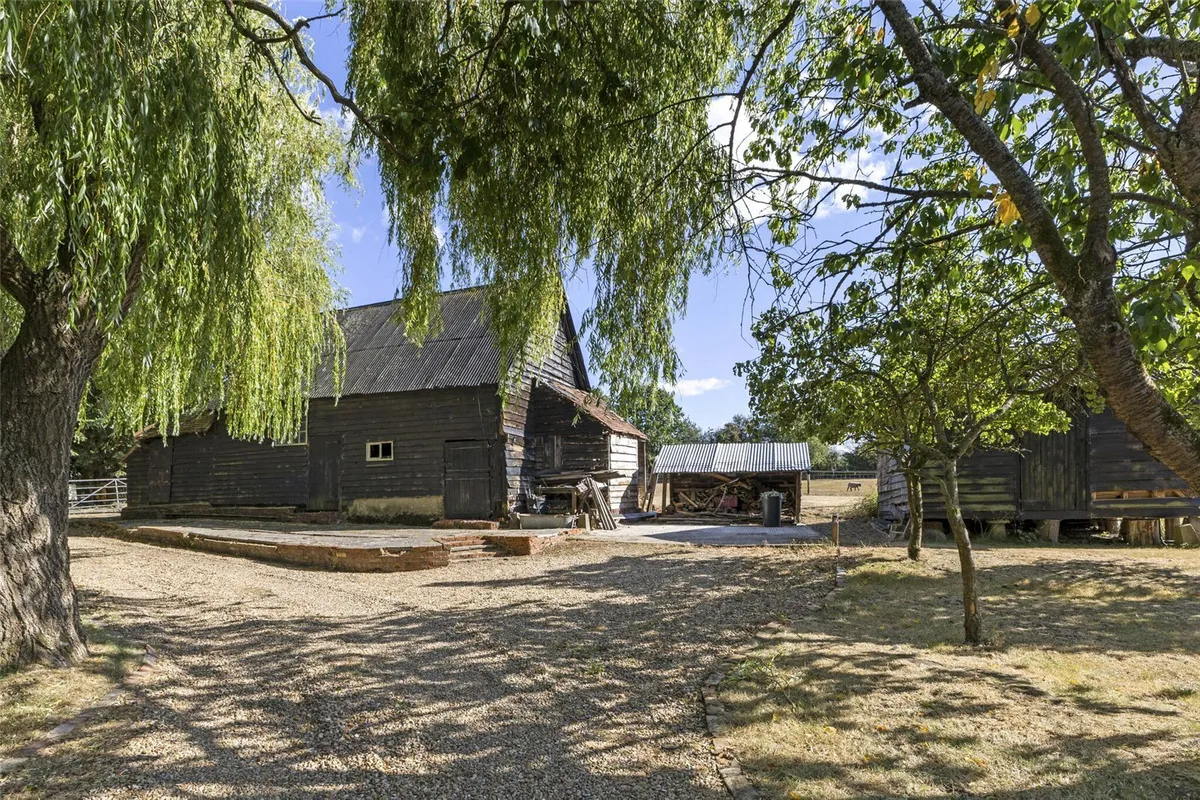 Carpenters Farmhouse, Sherfield On Loddon, RG27
