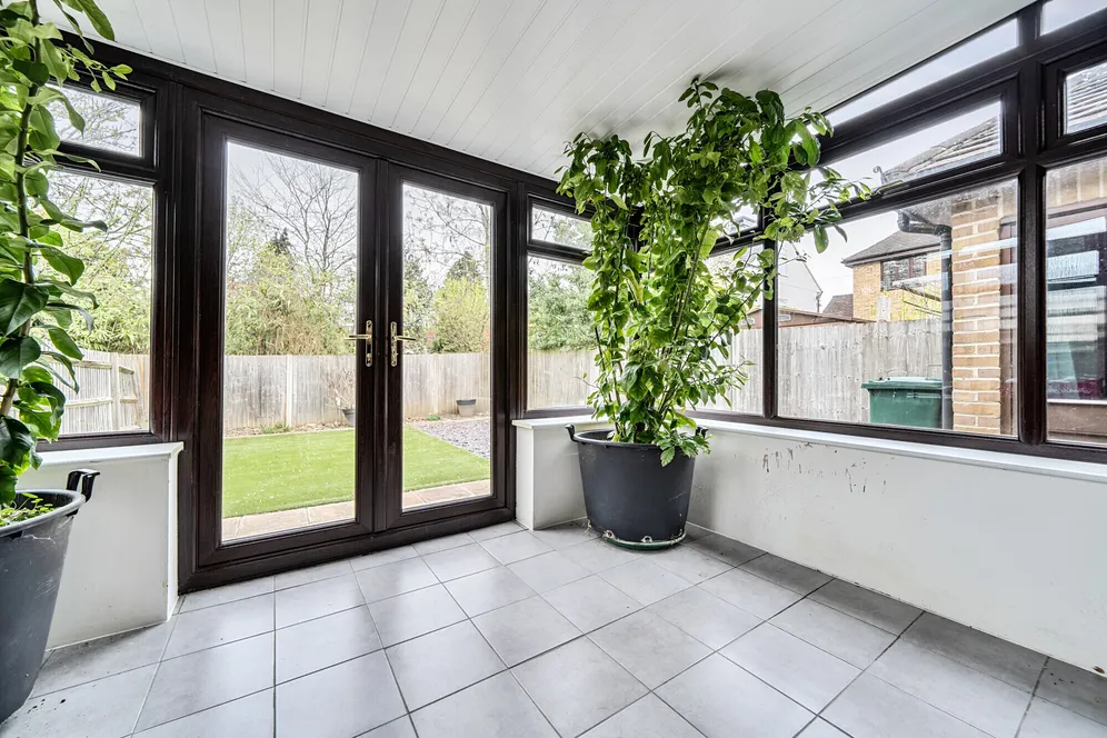 Pearson Close, High Barnet, EN5 photo 2