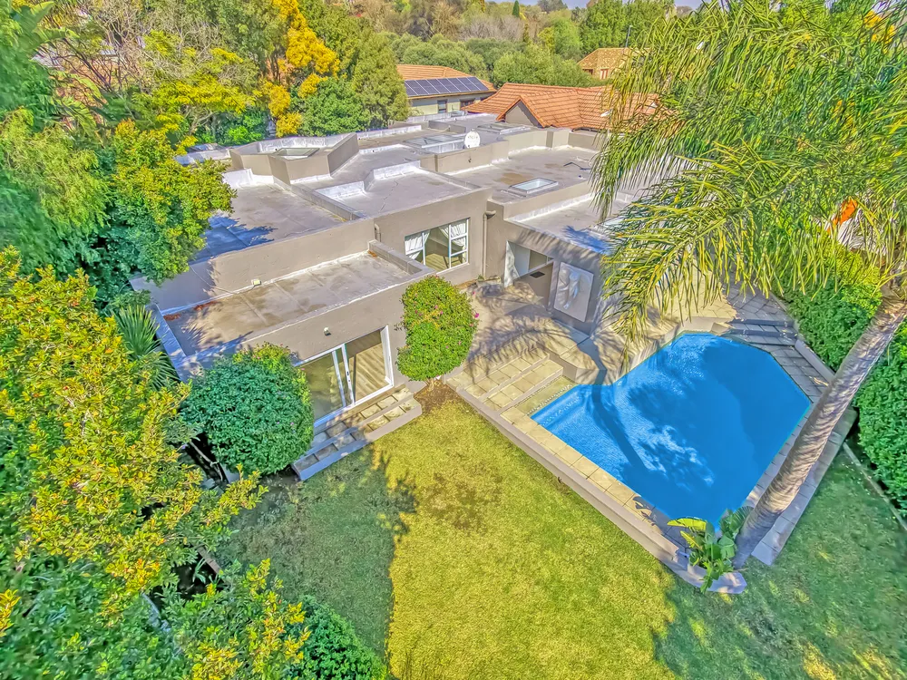 South Africa, Gauteng, Fourways Gardens