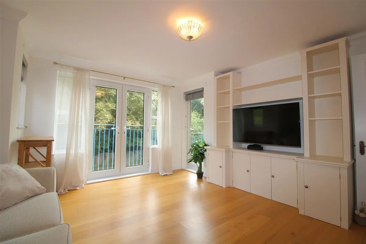 Lower Cookham Road, Maidenhead