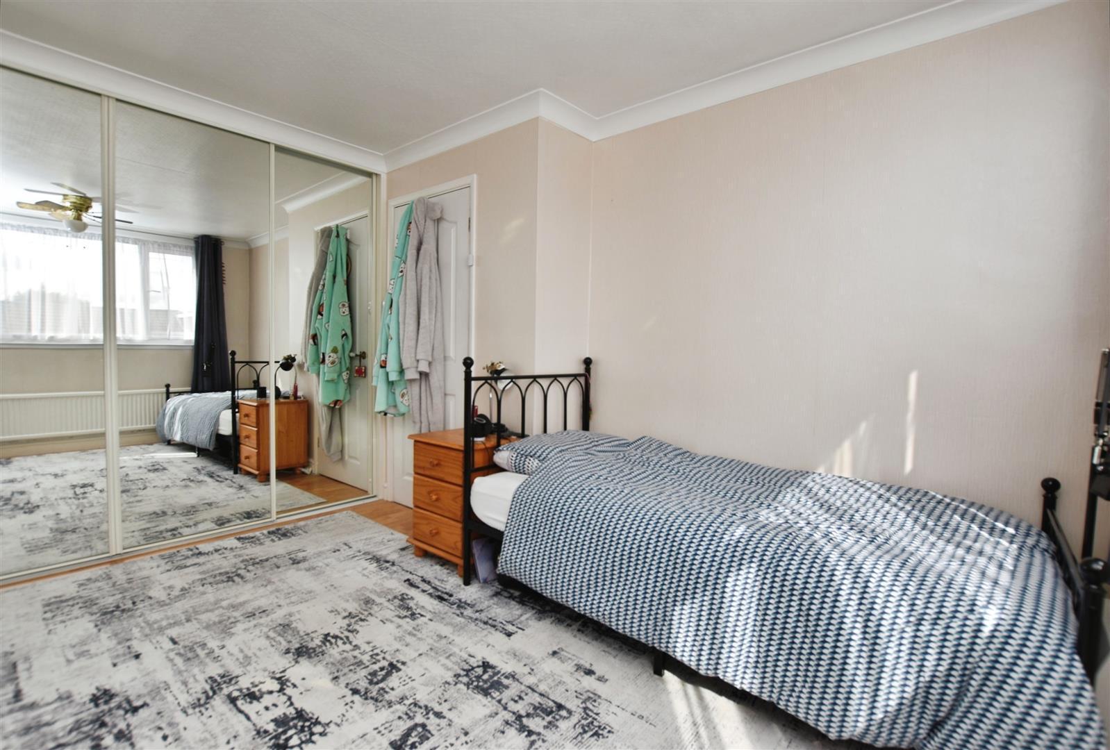 St. Marys Drive, Thorngumbald Image 15