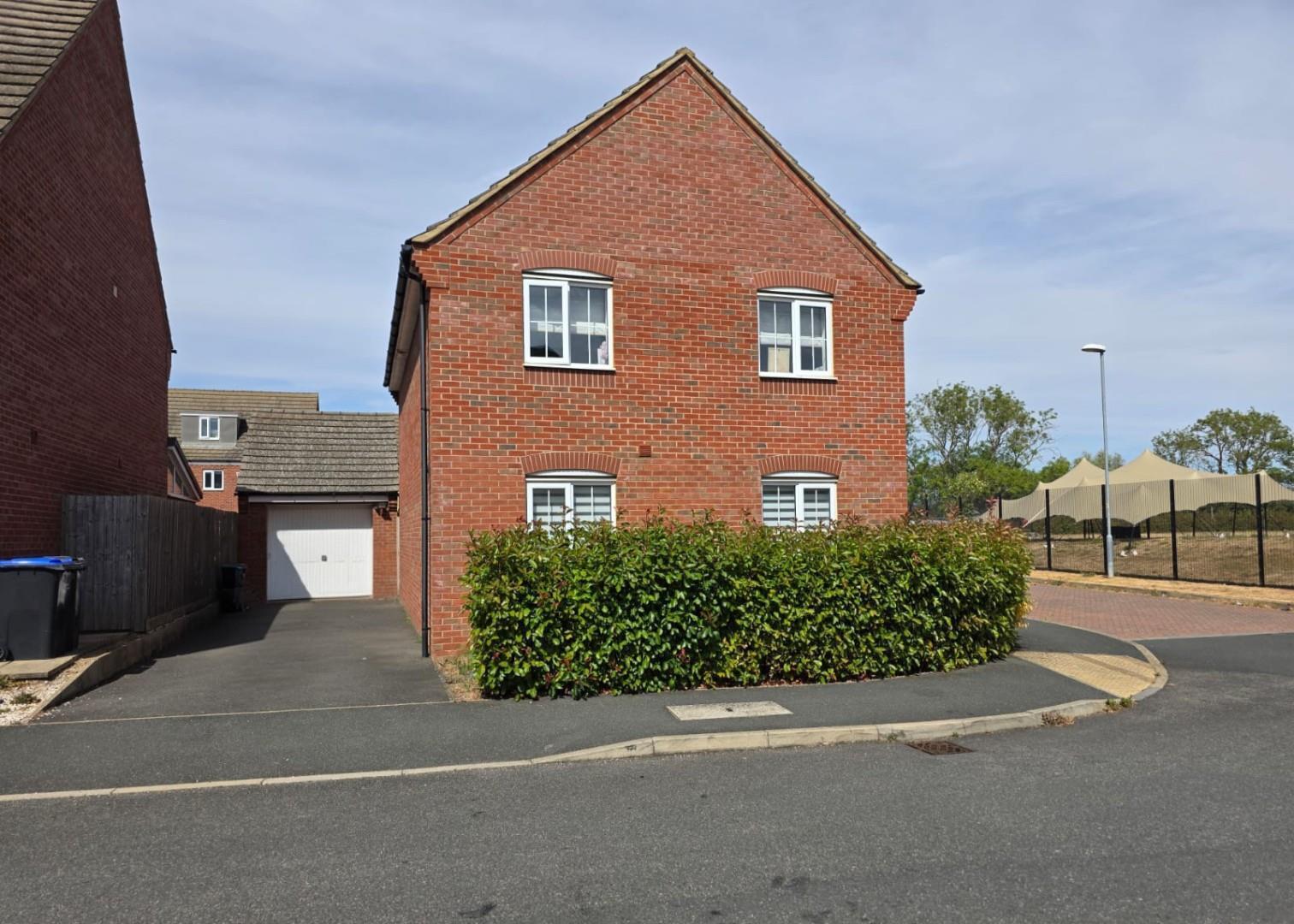 Mayfly Road, Northampton Image 14