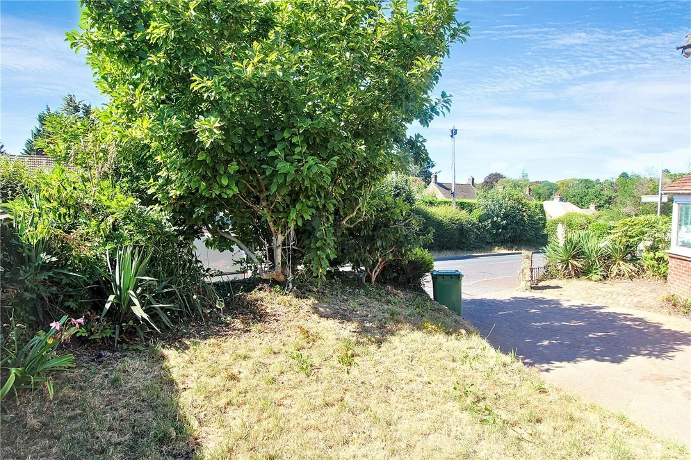 Property carousel item 14