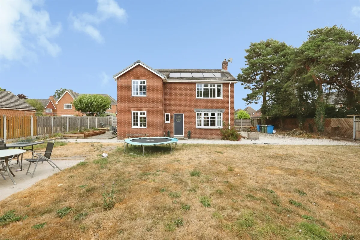 Bracken Lane, Retford