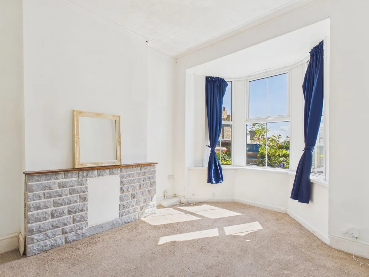Oban Street, Barry, CF63
