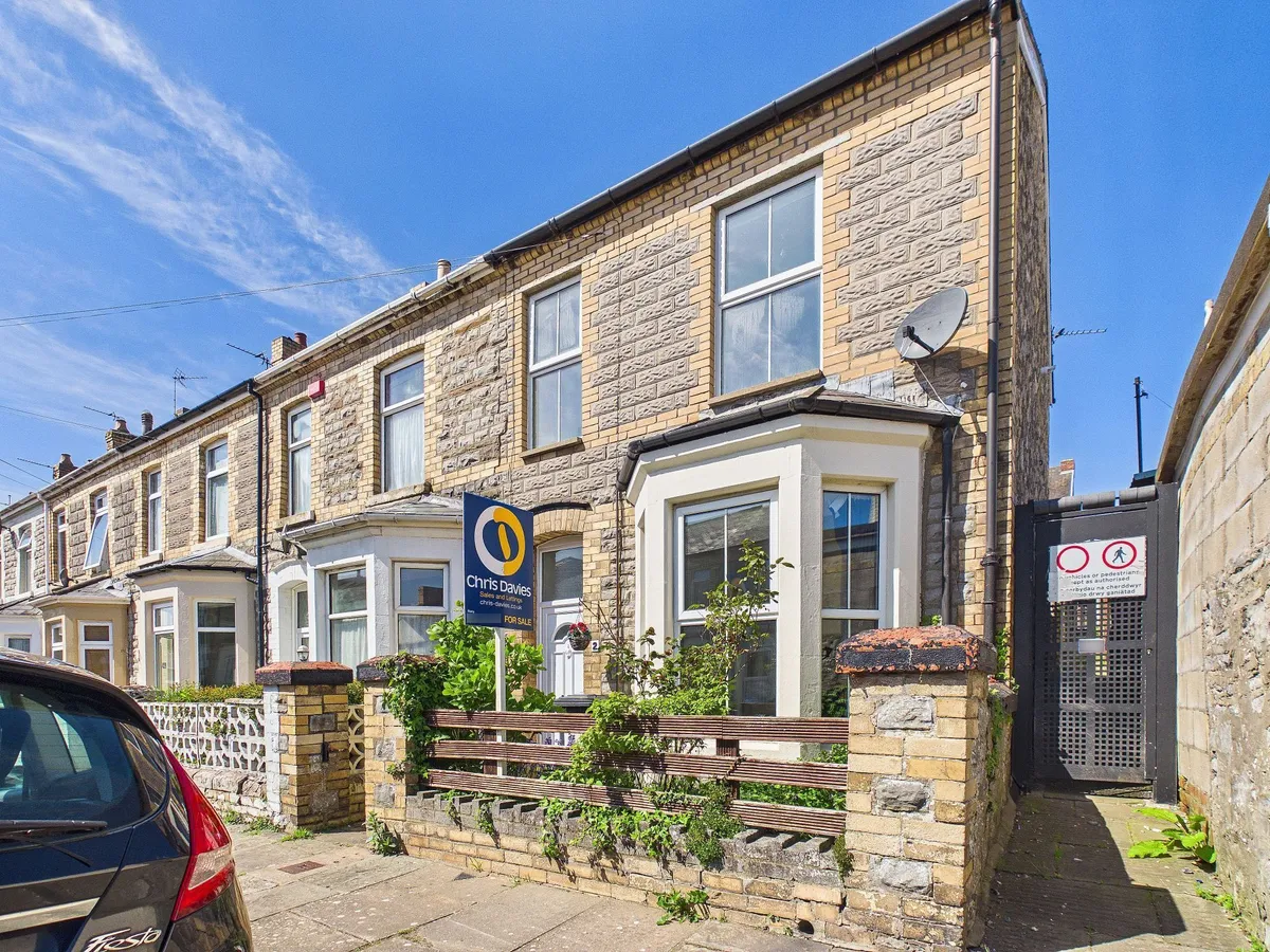 Oban Street, Barry, CF63