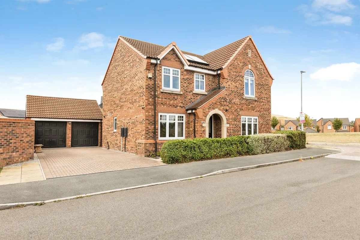 Longwall Way, PONTEFRACT