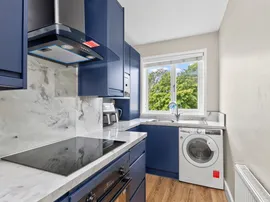Vine Park Drive, Kilmaurs, Kilmarnock thumb 2