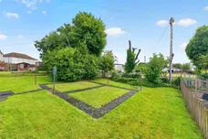 Vine Park Drive, Kilmaurs, Kilmarnock