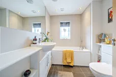 Newbery Close, Caterham, CR3 photo 14