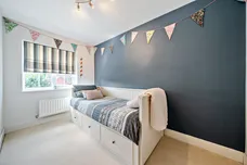 Newbery Close, Caterham, CR3 photo 15