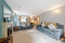 Newbery Close, Caterham, CR3 photo 16