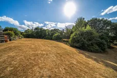 Newbery Close, Caterham, CR3 photo 10