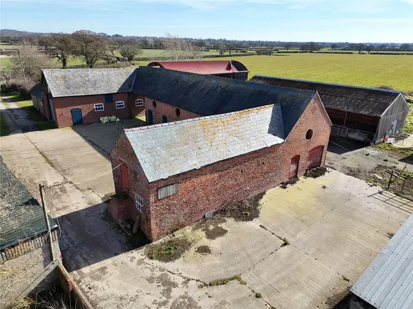 Purser Lane, Shocklach, SY14 photo 8