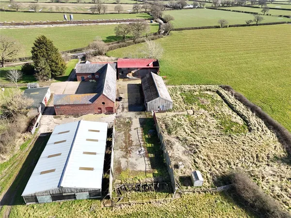 Purser Lane, Shocklach, SY14 photo 11