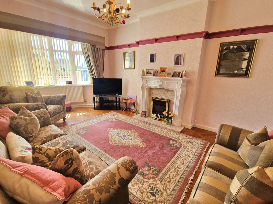 SEVERN ROAD, PORTHCAWL, CF36 3LW