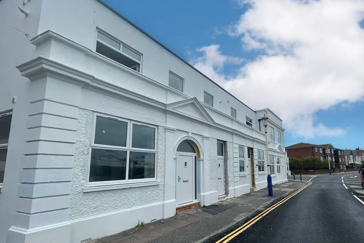 Beach Road, EASTBOURNE