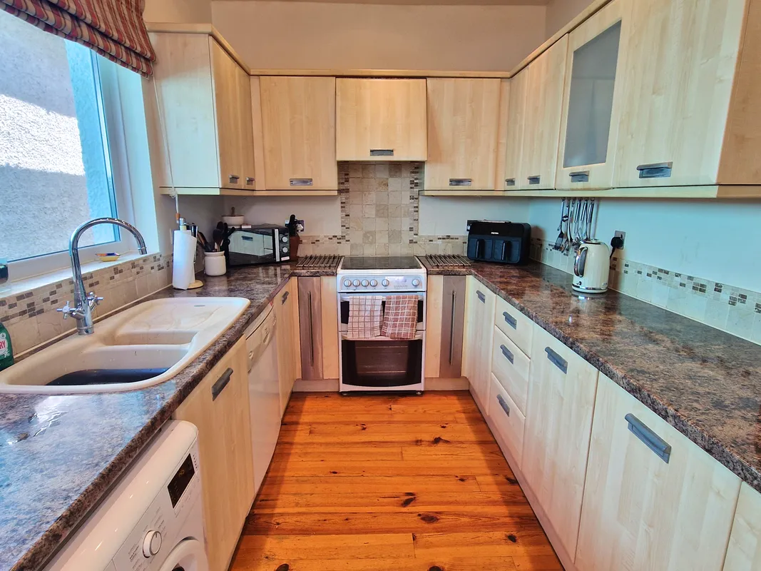 SEVERN ROAD, PORTHCAWL, CF36 3LW