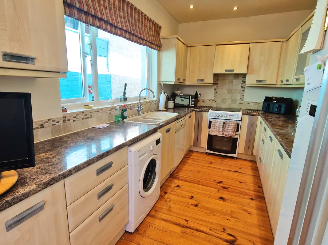 SEVERN ROAD, PORTHCAWL, CF36 3LW