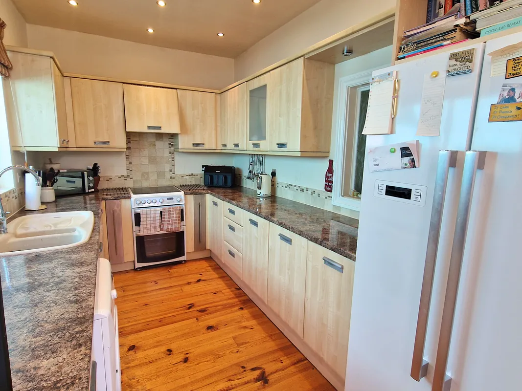SEVERN ROAD, PORTHCAWL, CF36 3LW