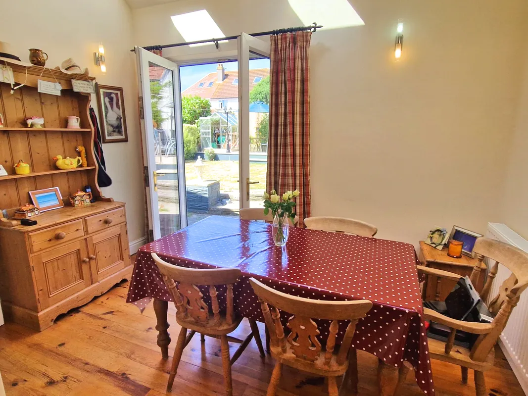 SEVERN ROAD, PORTHCAWL, CF36 3LW
