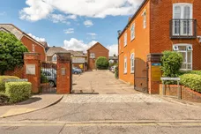 Milliners Court, St. Albans