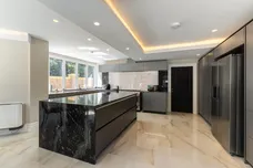 Clamp Hill Stanmore HA7 photo 2