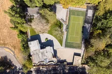 Clamp Hill Stanmore HA7 photo 3