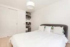 Cartwright Street London E1 photo 9