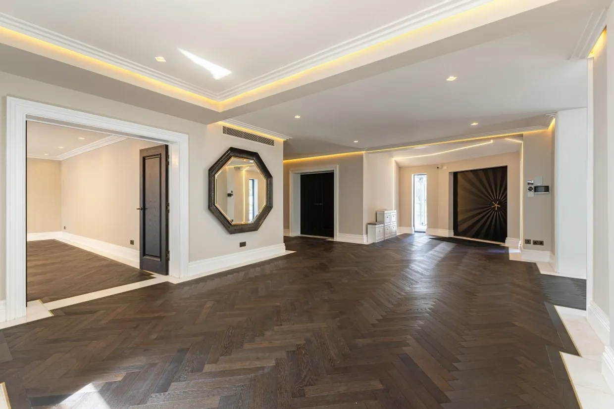 Clamp Hill Stanmore HA7 photo 7