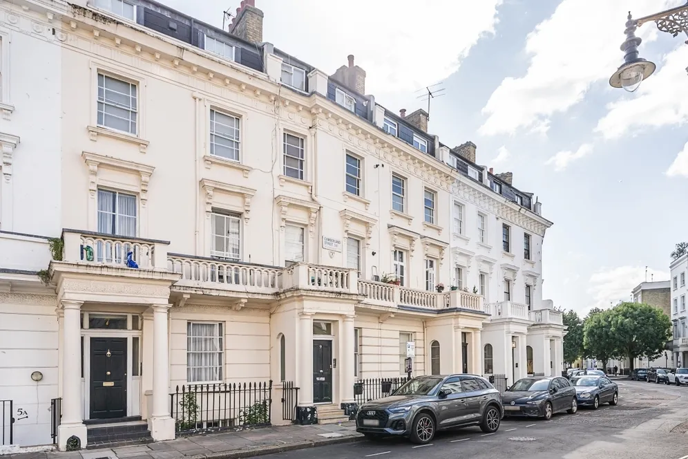 Cumberland Street London SW1V photo 11