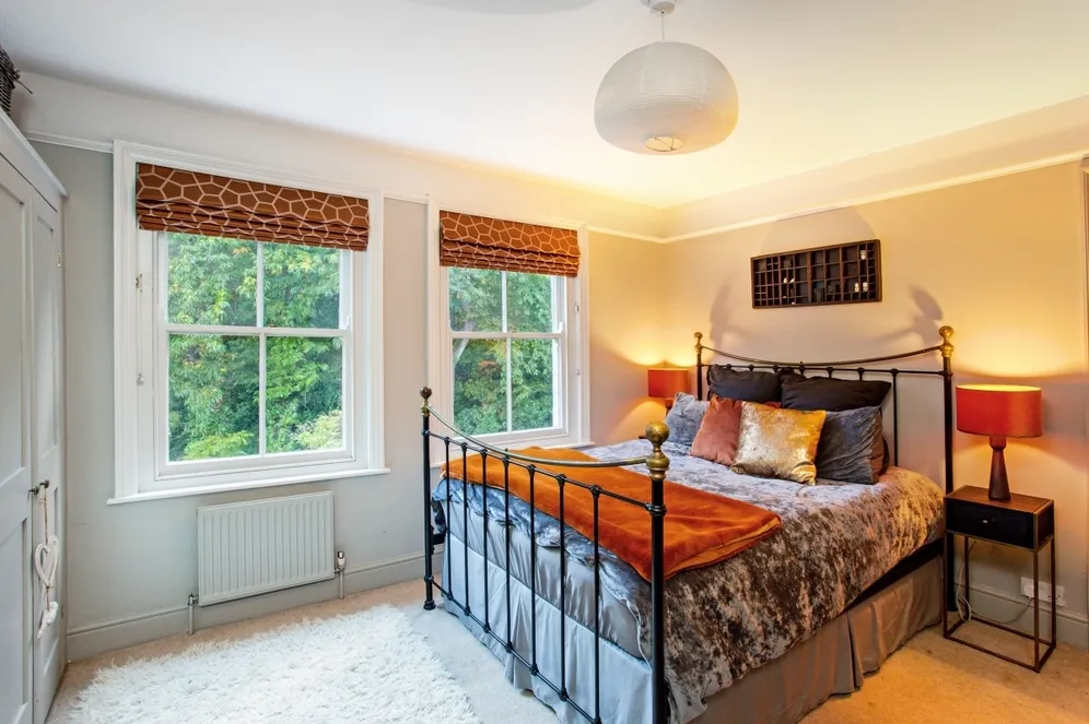 Tilford Road Hindhead GU26 photo 10