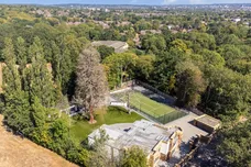 Clamp Hill Stanmore HA7 photo 22