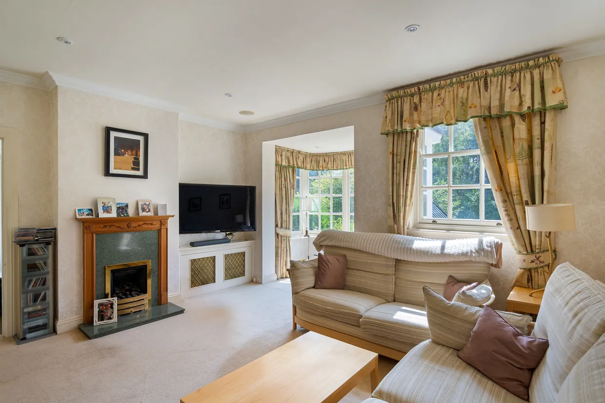 Hatton Hill, Windlesham, GU20 photo 11
