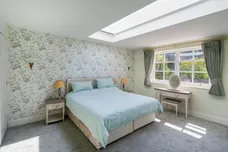 Hatton Hill, Windlesham, GU20 photo 15