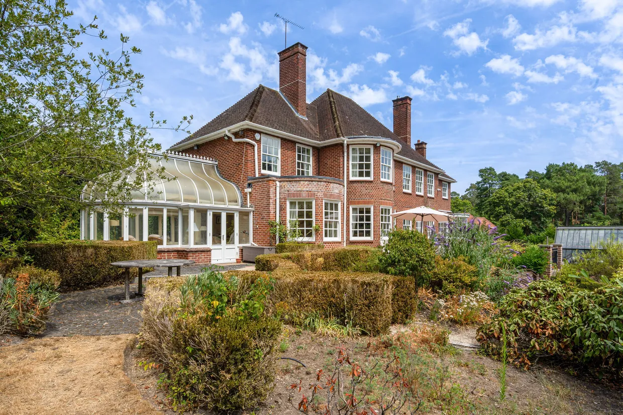 Hatton Hill, Windlesham, GU20 photo 20