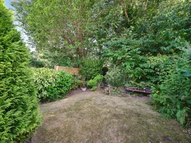 Woodside Court, Horsforth, Leeds thumb 3
