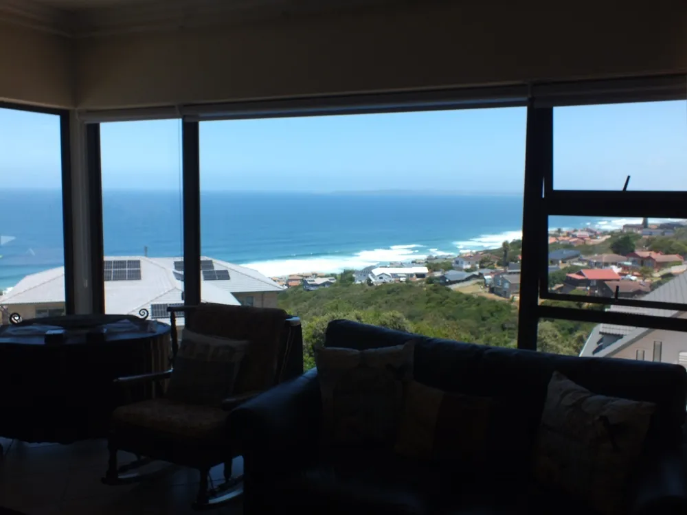 South Africa, Western Cape, Dana Bay, P. Mellifera Street, 21