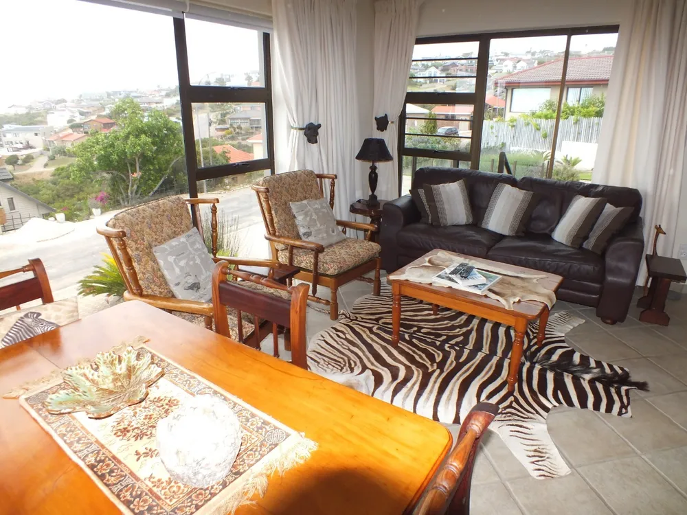 South Africa, Western Cape, Dana Bay, P. Mellifera Street, 21