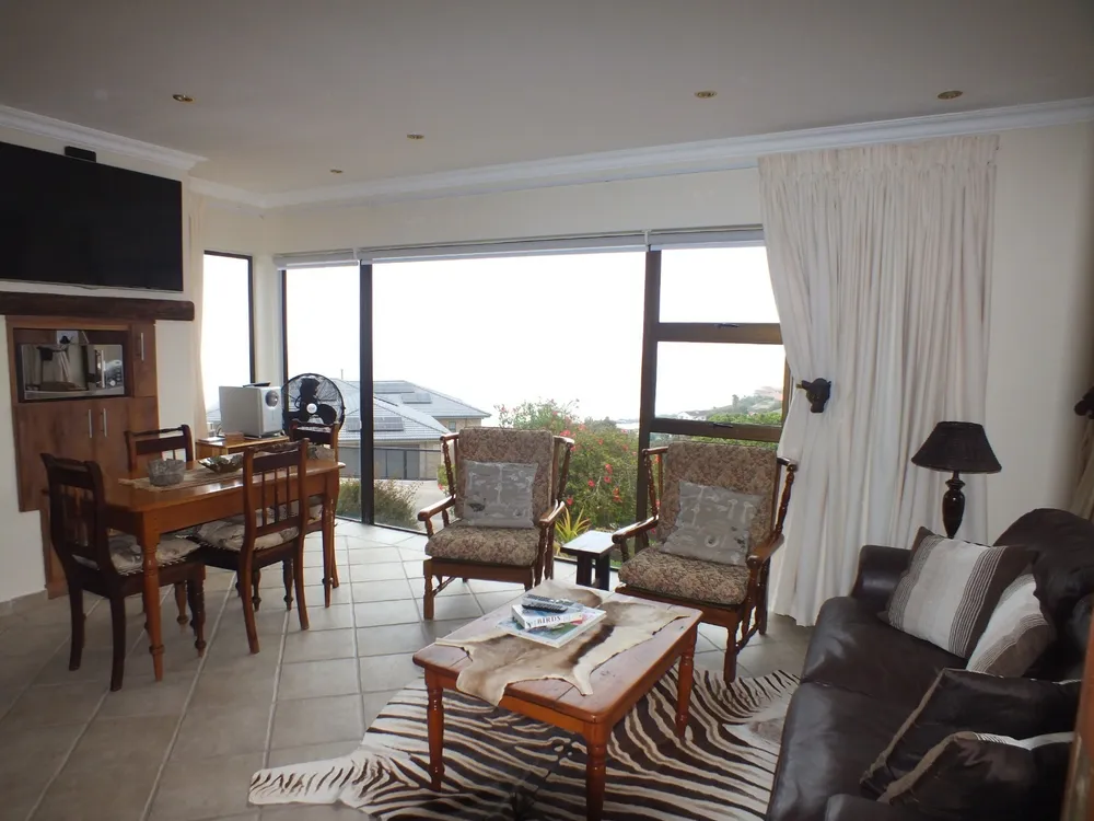 South Africa, Western Cape, Dana Bay, P. Mellifera Street, 21