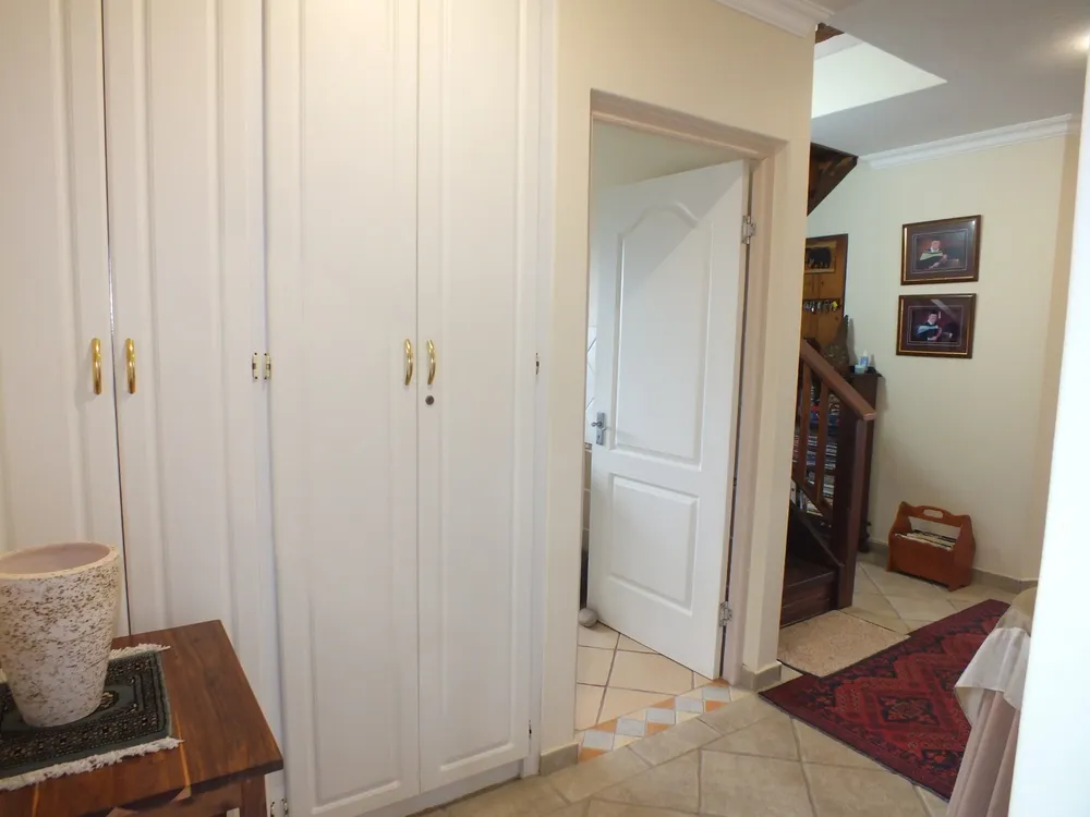 South Africa, Western Cape, Dana Bay, P. Mellifera Street, 21