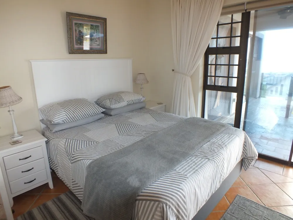 South Africa, Western Cape, Dana Bay, P. Mellifera Street, 21