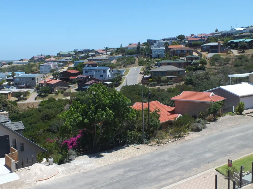 South Africa, Western Cape, Dana Bay, P. Mellifera Street, 21