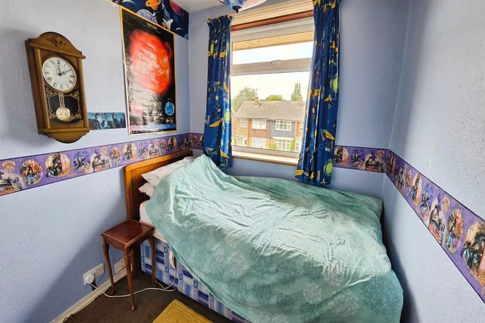 Property carousel image 10