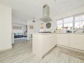 Barfoot Drive, Colchester thumb 3